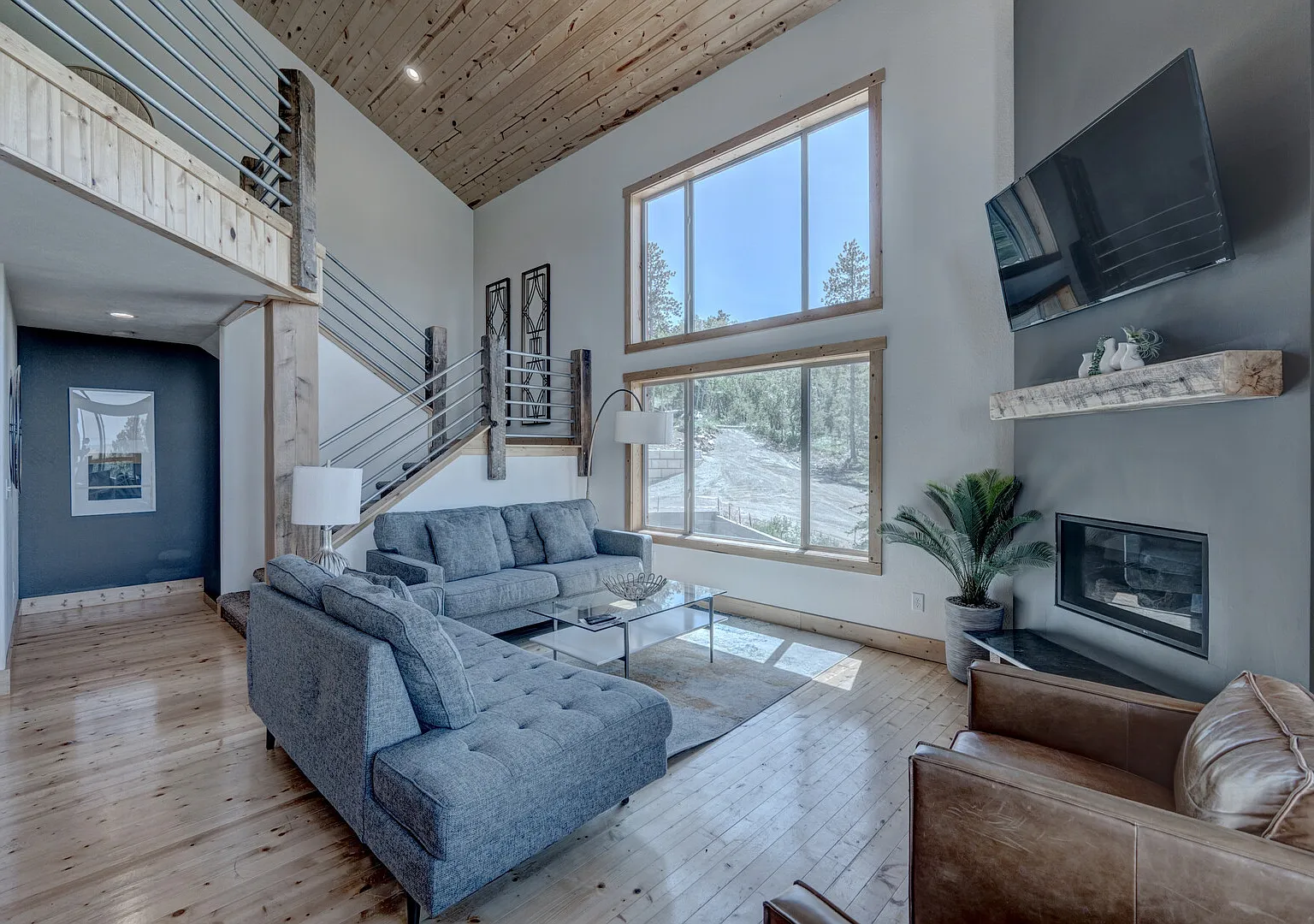 Little Hope Chalet at Terry Peak — Photo 3