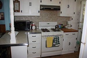 5th image of 429 N Pine Ln