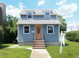 131 Baisley Ave, East Rockaway, NY 11518