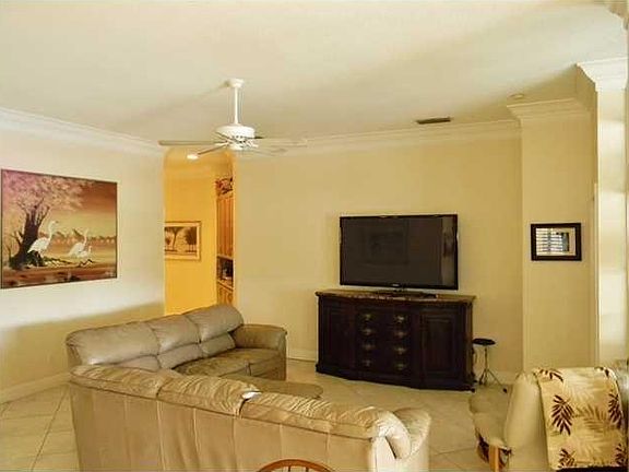5th image of 2635 SW Greenwich Way