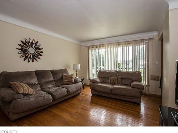 4th image of 821 McKinley Ave