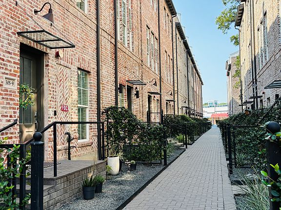 Front door faces a private and quiet walkway.