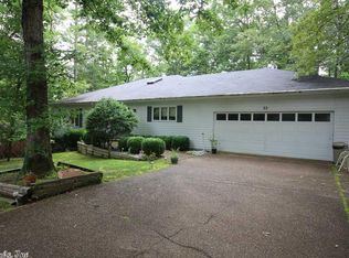 32 La Granja Cir, Hot Springs, AR 71909