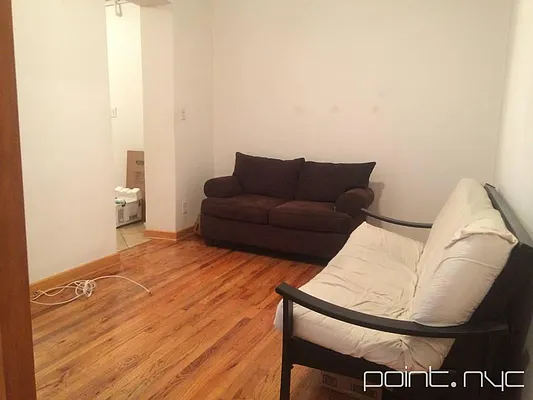 Rented by Point NYC | media 31