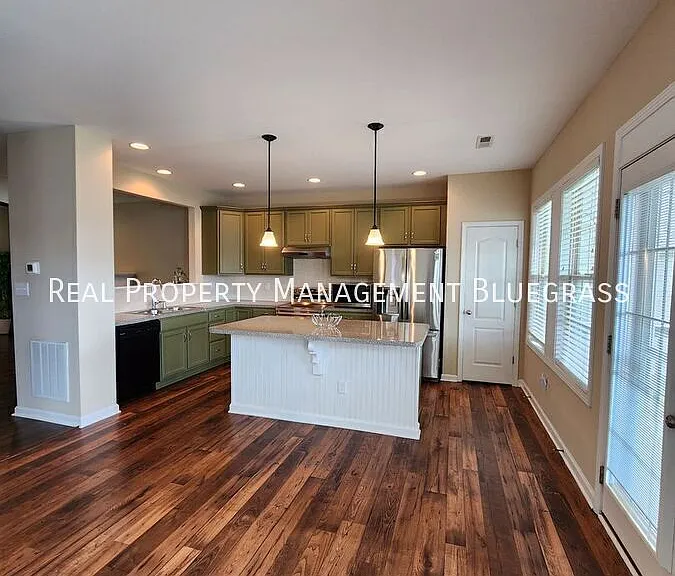 1006 Sugarbush Trl — Photo 4