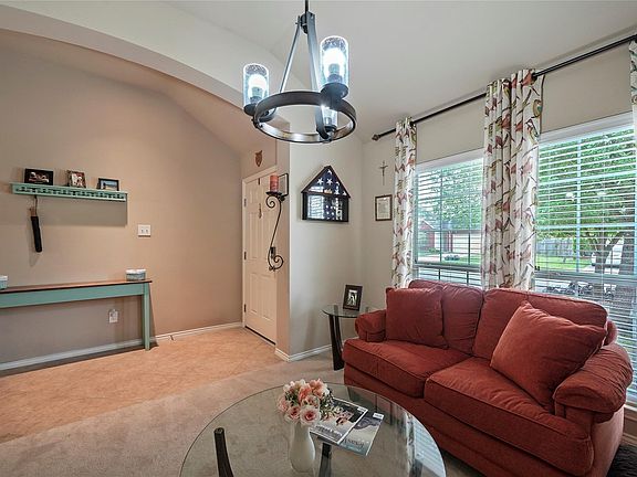 5th image of 15815 Scenic Water Dr