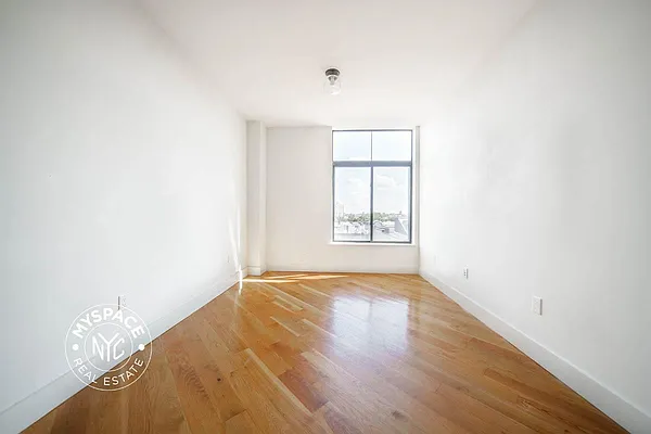 Rented by MySpaceNYC | media 30