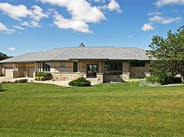 7965 W Hill Cir, Verona, WI 53593