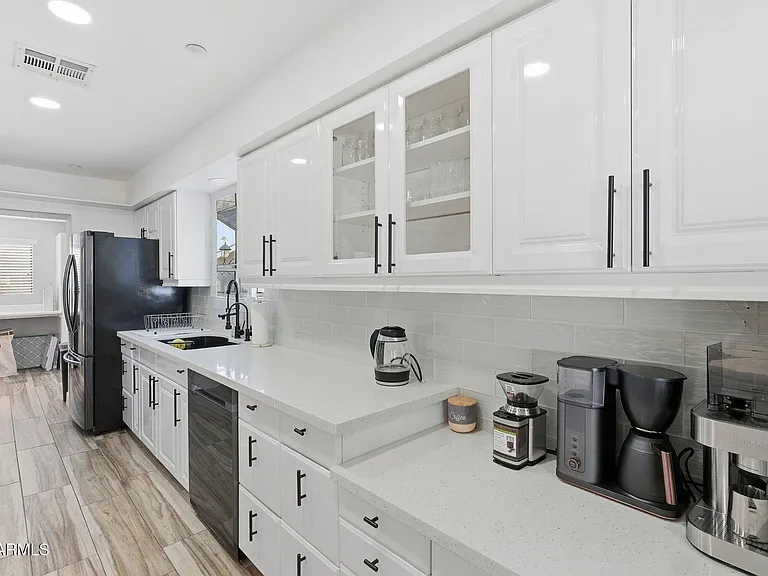 8614 E Jackrabbit Rd — Photo 21