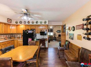 227 W 21st St, Crete, NE 68333