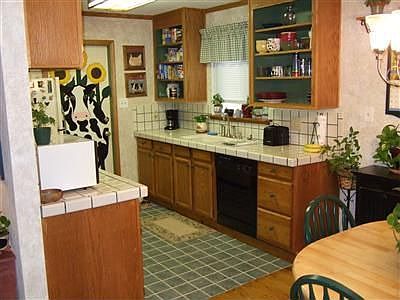 details at http://www.SacramentoHomes.info/Featured0.aspx