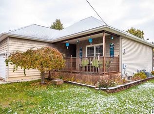 155 Southern Shores Dr, Brooklyn, MI 49230