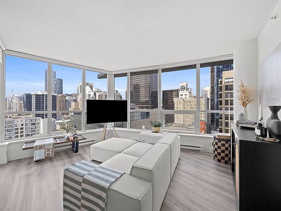 2nd image of 833 Seymour St #1511