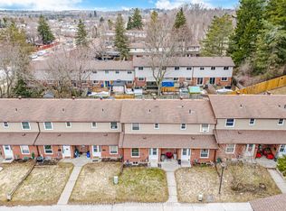 73 Kingham Rd #73, Halton Hills, ON L7J1S3