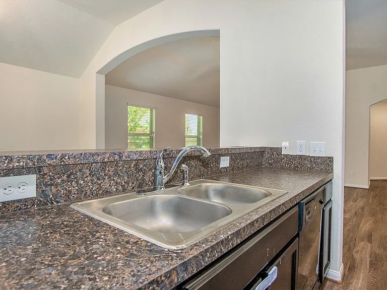 13006 Lazy Ln — Photo 6