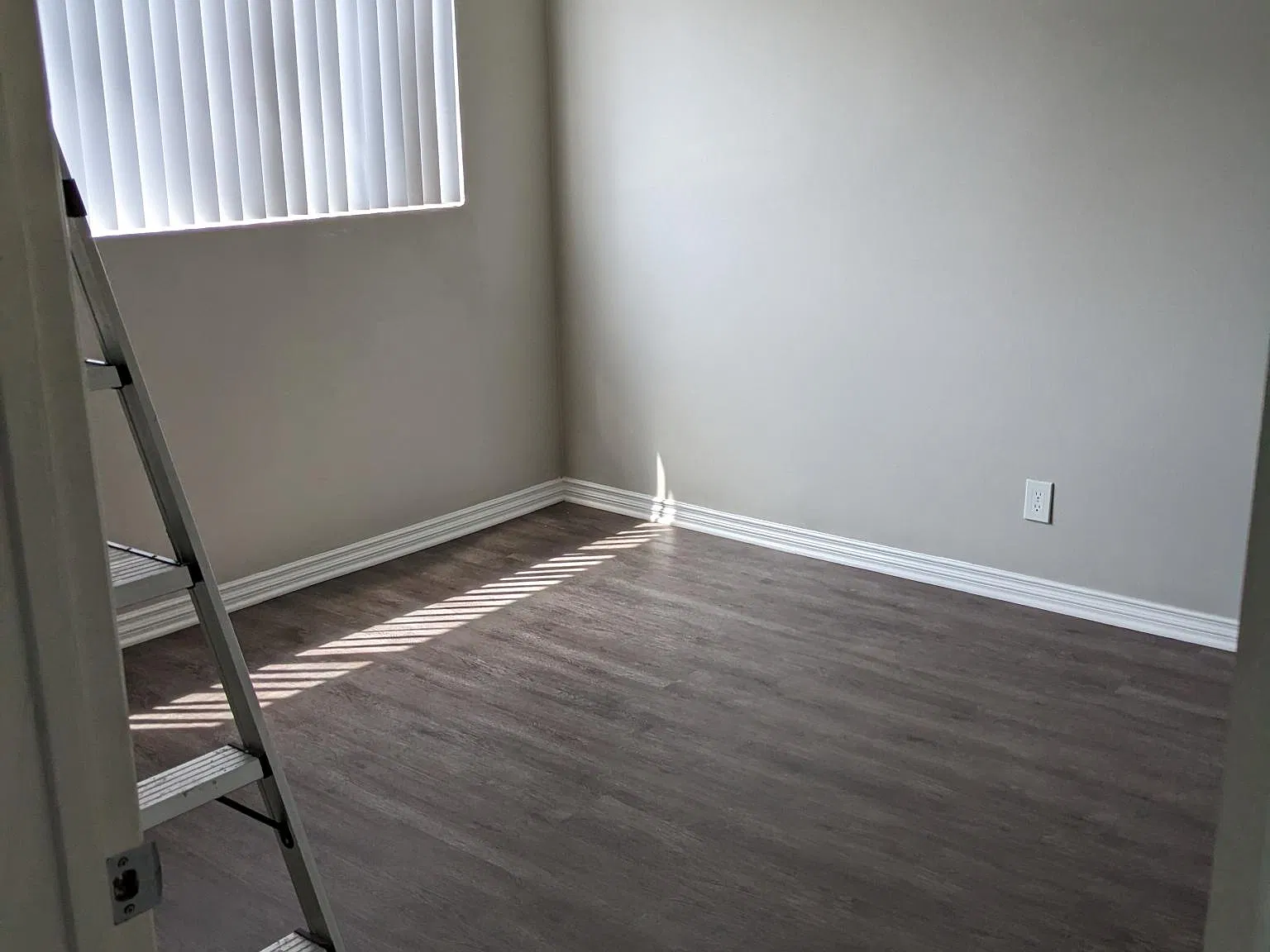 2 bed, 1.5 bath, 1150 sqft, $3,095 — Photo 3