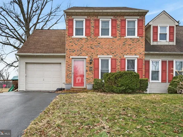 64 Beech Ln, Elizabethtown, PA 17022