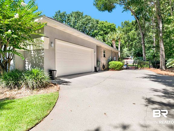 5th image of 27321 Creekwood Dr