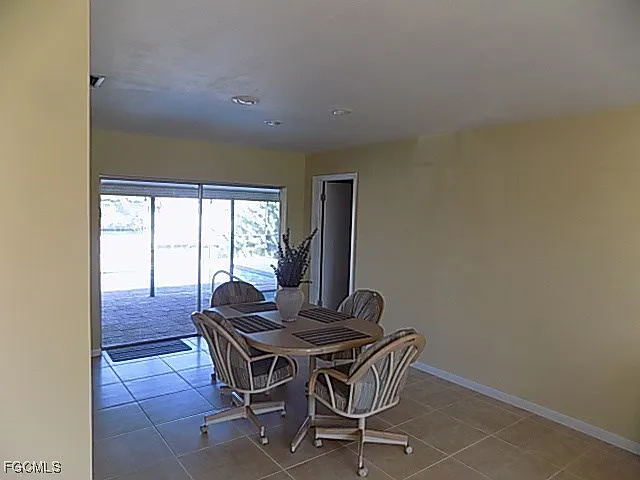 3614 SE 16th Pl — Photo 12