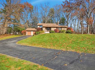 9 Alford Dr, Windsor, CT 06095