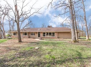 483 Eton Dr, North Barrington, IL 60010