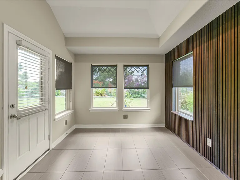 10919 Walts Run Ln — Photo 36