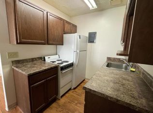 1315 D St APT 12, Lincoln, NE 68502