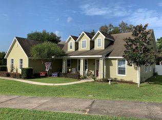 930 Butch Cassidy Ln, Eustis, FL 32726