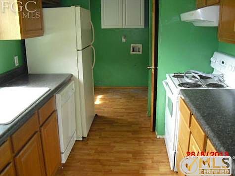 5th image of 2708 16th St W Unit 5
