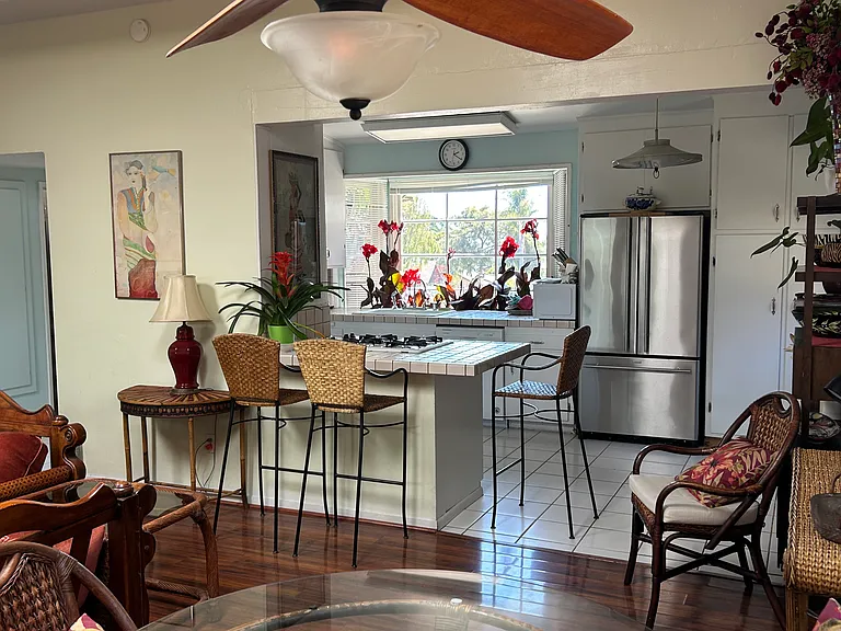 107 Naomi Ave — Photo 17