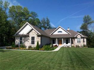 17738 W River Rd, Bowling Green, OH 43402