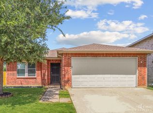 8403 Bacury Rd, Arlington, TX 76002