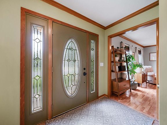 4th image of 1055 Arcaro Dr