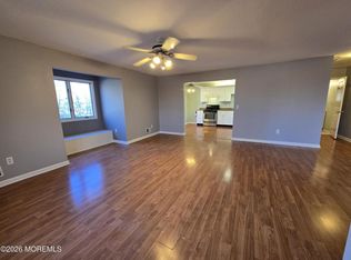 274 Easy St #R, Howell, NJ 07731