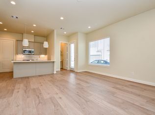 2305 Silva Park Ln, Houston, TX 77091
