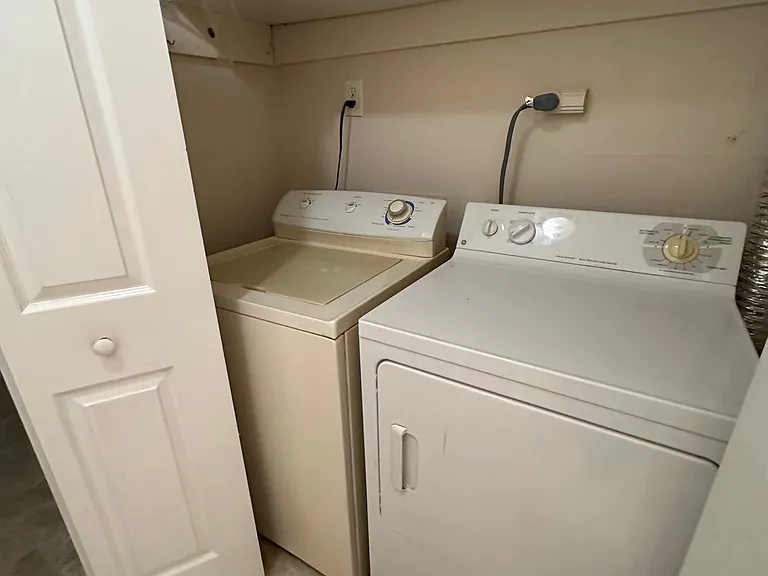 401 N Cromwell Rd #D7 — Photo 7