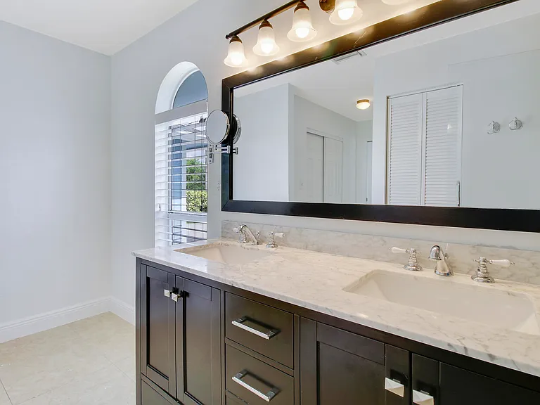 6118 Barbara St — Photo 26