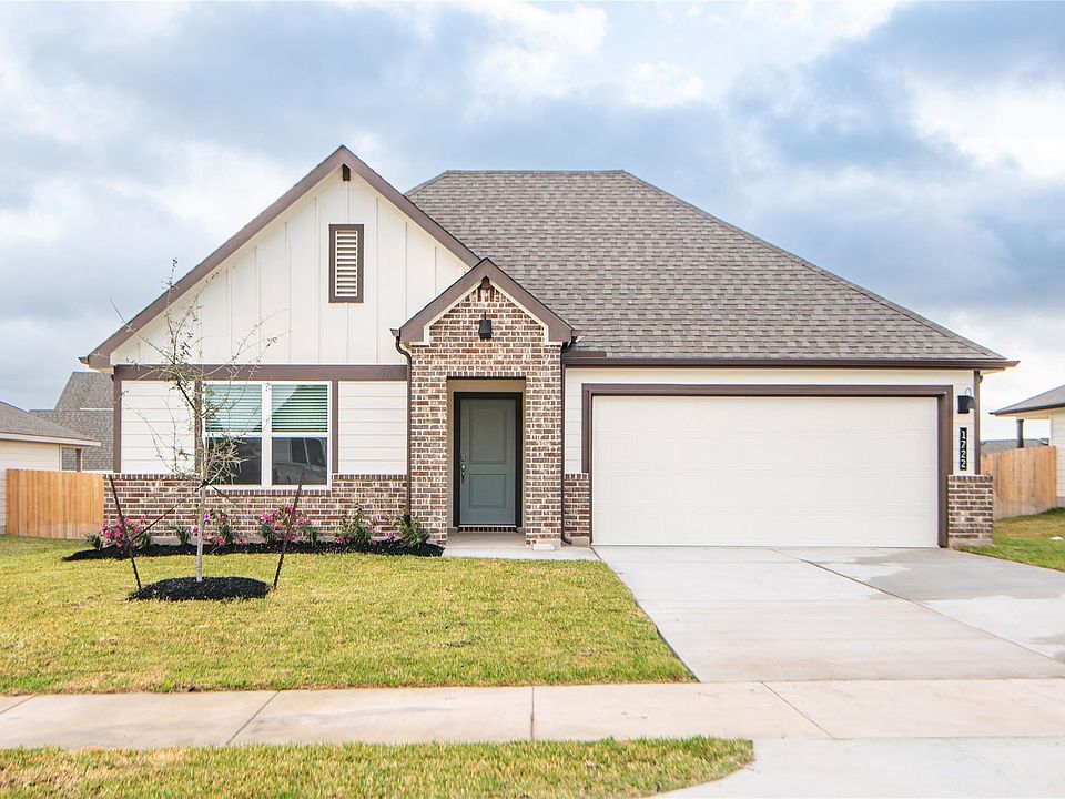 1st image of 1722 San Jacinto Dr
