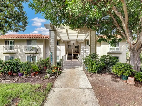 3301 Via Carrizo Unit P, Laguna Woods, CA 92637