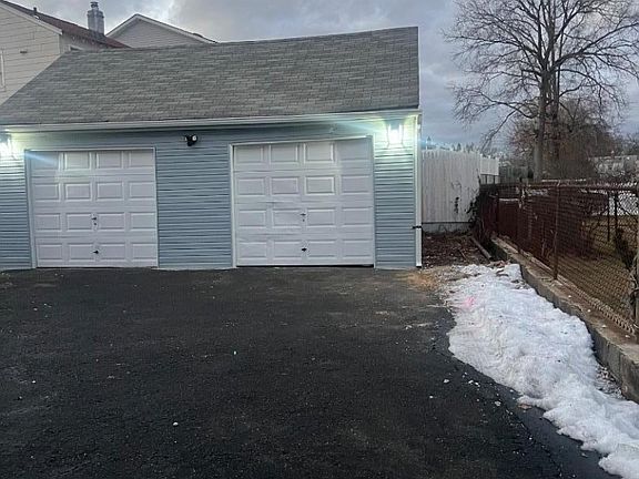 4th image of 1090 Salem Rd