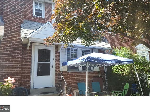2nd image of 203 Wynnewood Ave