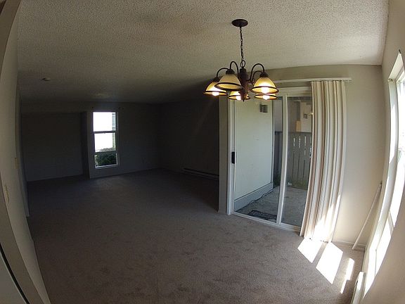 Living Roomx