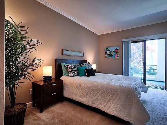 5th image of 4661 Albany Cir APT 106