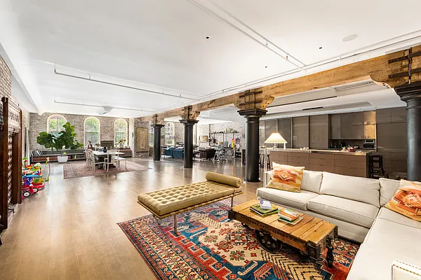 Rented by Douglas Elliman | media 27
