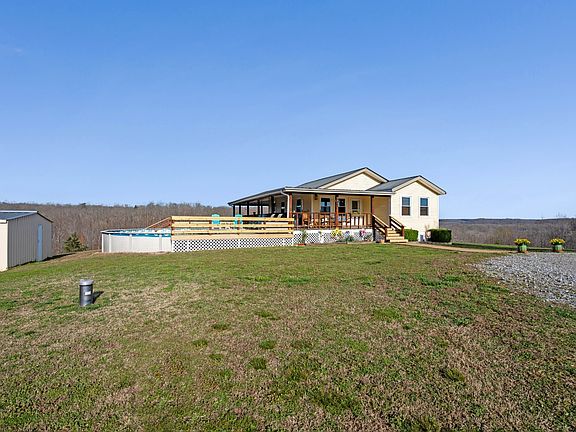 3rd image of 131 Turkey Ridge Rd