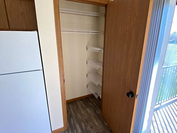 4th image of 3404 Wallace Ct SW #1