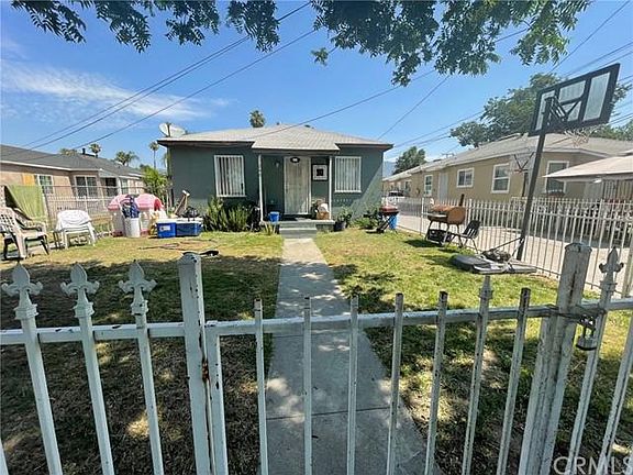 2nd image of 240 E 16th St