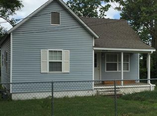 848 S Hall St, Webb City, MO 64870