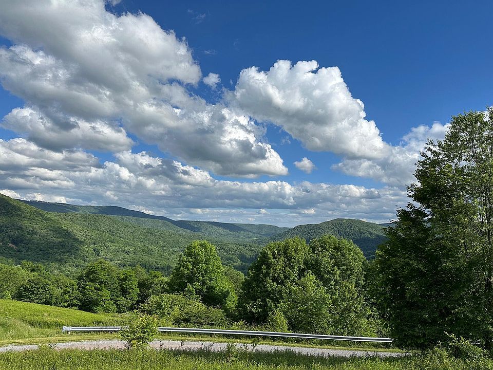 1st image of 510 Headwaters Rd