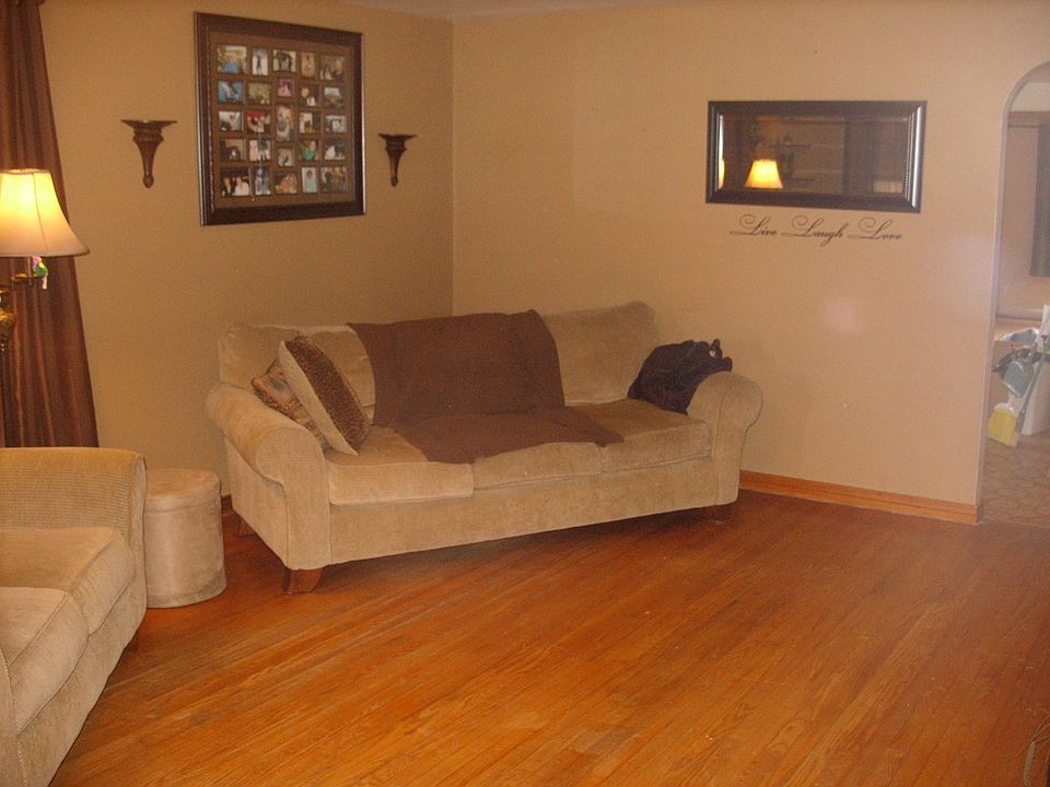 2nd image of 4923 Wattsburg Rd